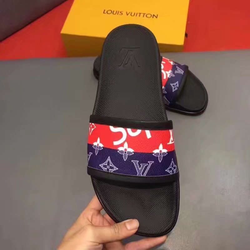 LV men slippers AAA(38-45)-216