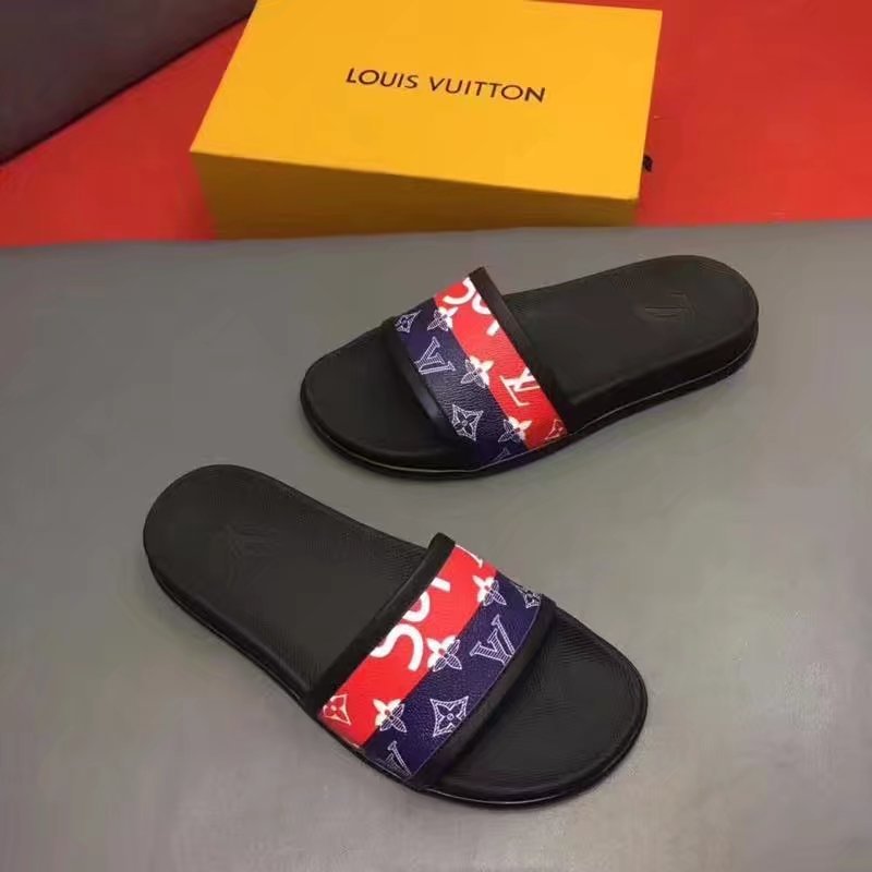 LV men slippers AAA(38-45)-216