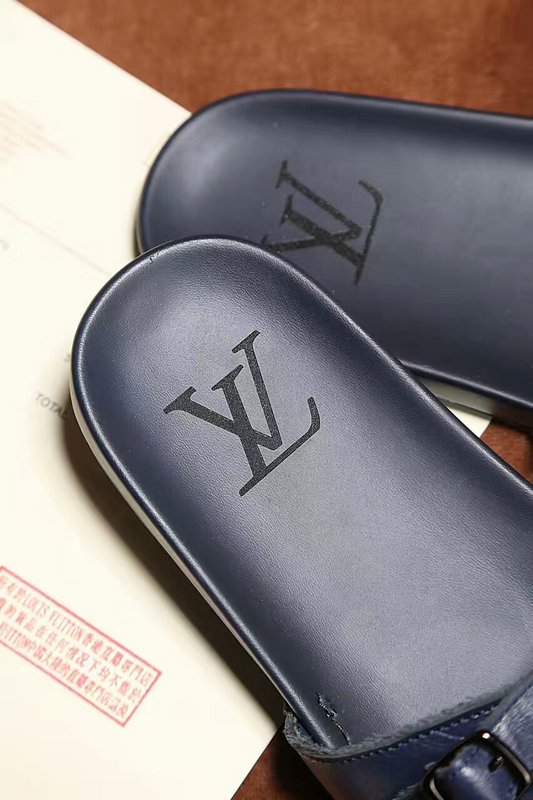 LV men slippers AAA(38-46)-114