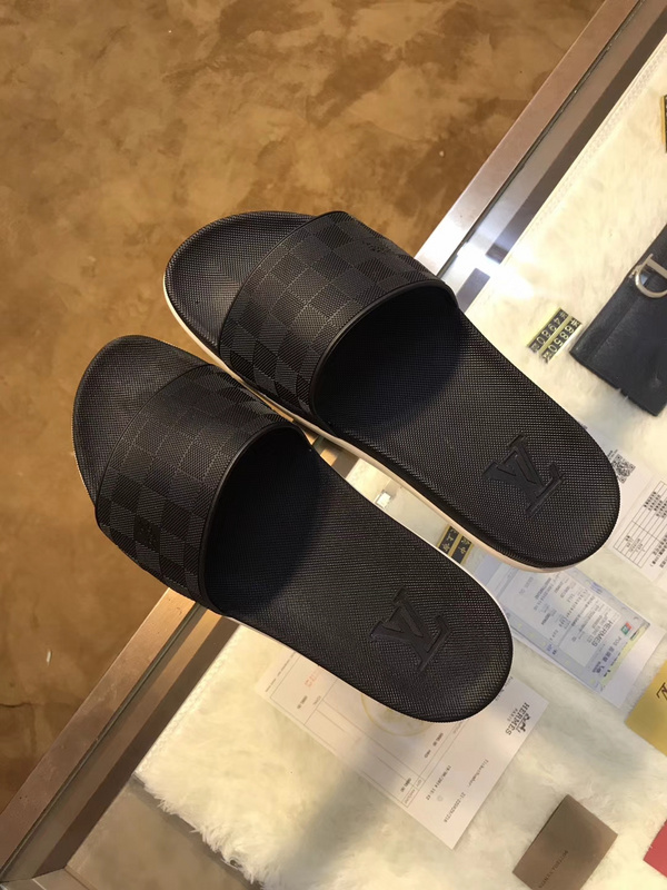 LV men slippers AAA(38-46)-176