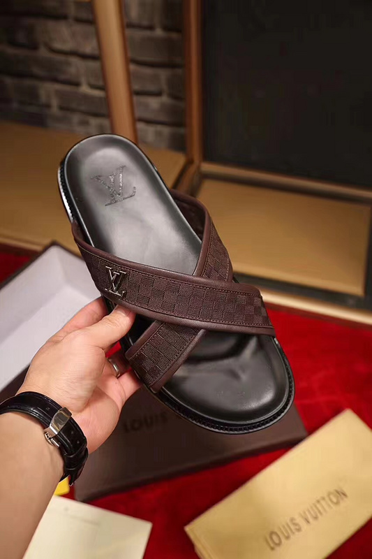 LV men slippers AAA(38-46)-178