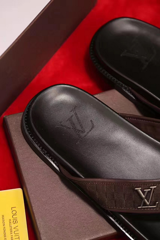 LV men slippers AAA(38-46)-178