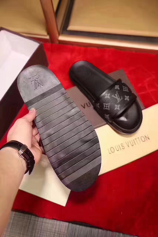 LV men slippers AAA(38-46)-179