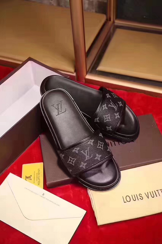 LV men slippers AAA(38-46)-179