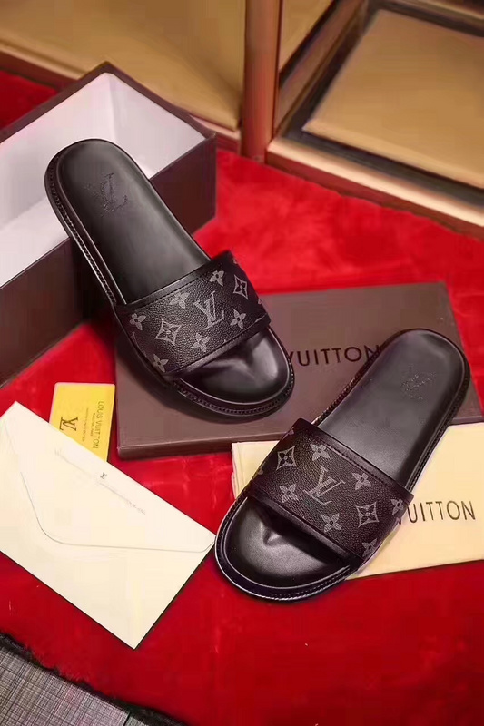 LV men slippers AAA(38-46)-179