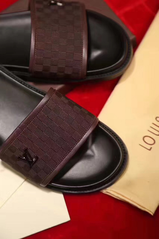 LV men slippers AAA(38-46)-180