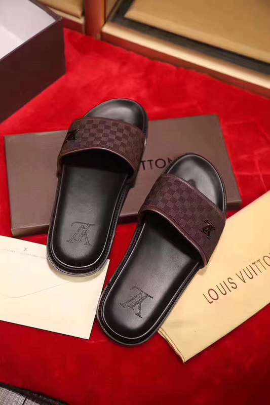 LV men slippers AAA(38-46)-180