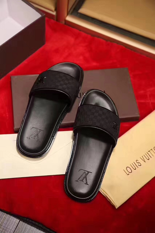 LV men slippers AAA(38-46)-182