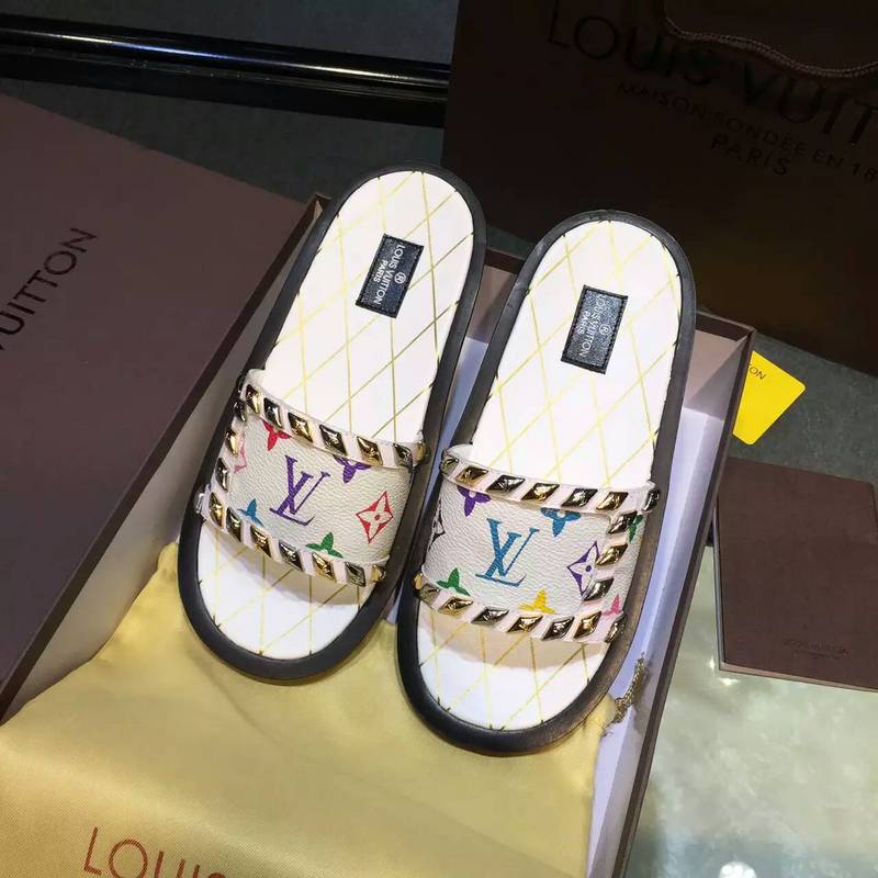 LV women slippers AAA-006