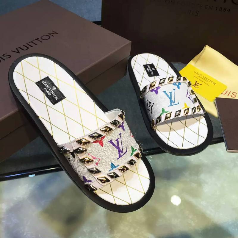 LV women slippers AAA-006