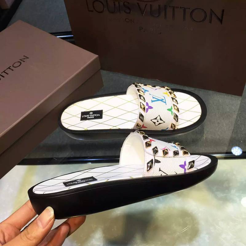 LV women slippers AAA-006