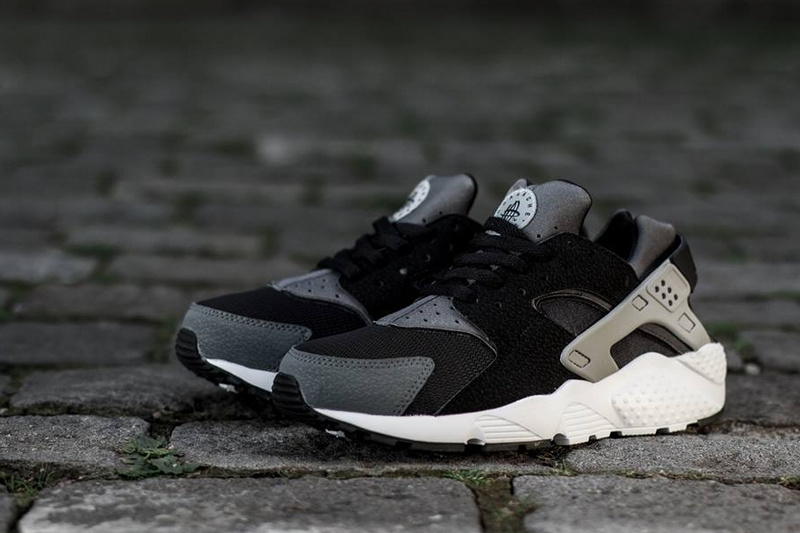 Nike Air Huarache men shoes-047