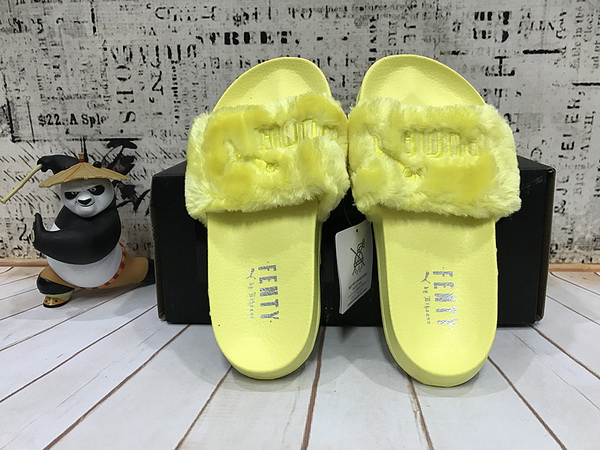 Puma x Rihana Leadcat Fenty Slipper-019