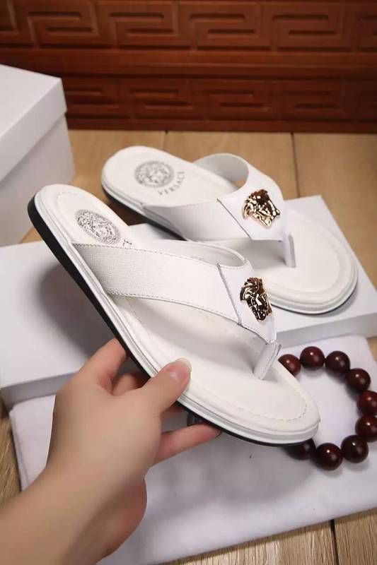 V Men slippers AAA-003