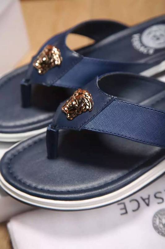 V Men slippers AAA-004