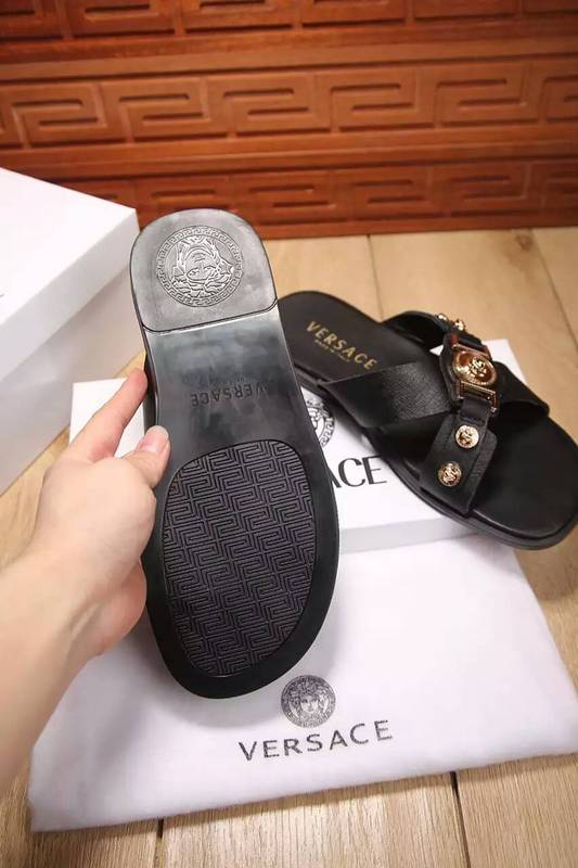 V Men slippers AAA-007