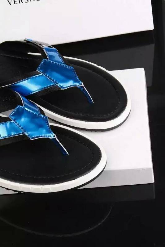 V Men slippers AAA-010