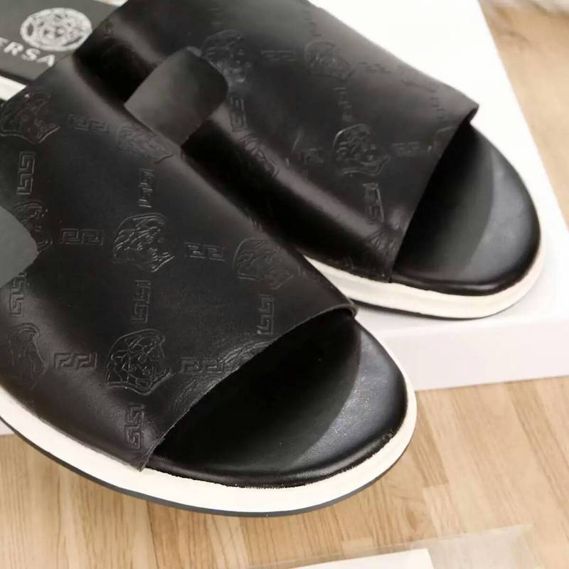 V Men slippers AAA-028