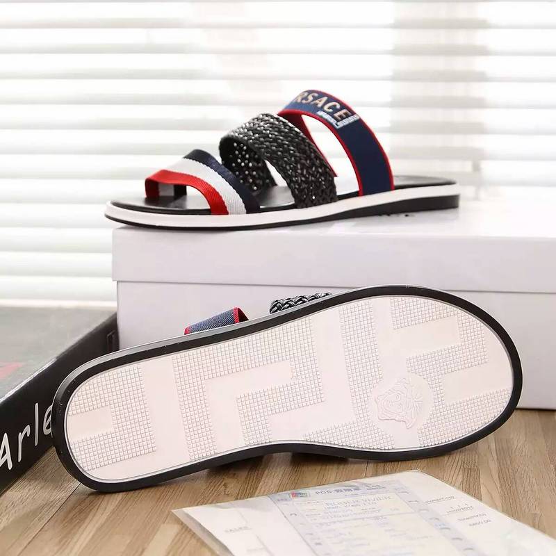 V men slippers AAA-049