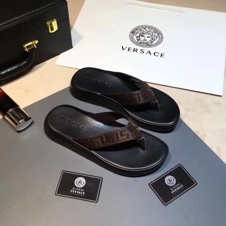 V men slippers AAA-100