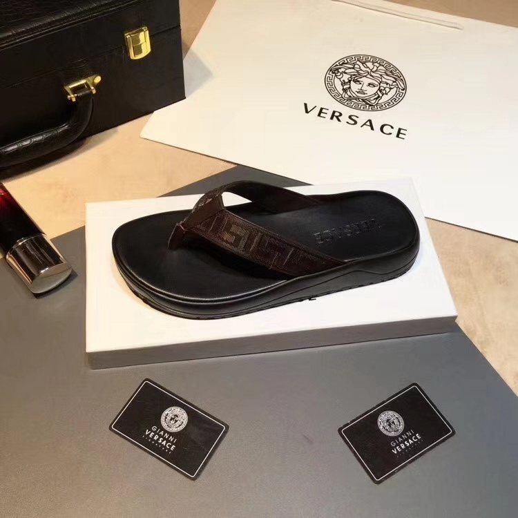 V men slippers AAA-100