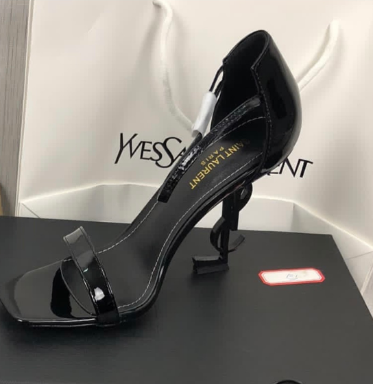 YSL High Heel Pumps-001