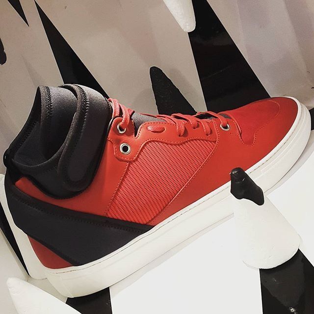 Balenciaga Arena High End Sneaker-010