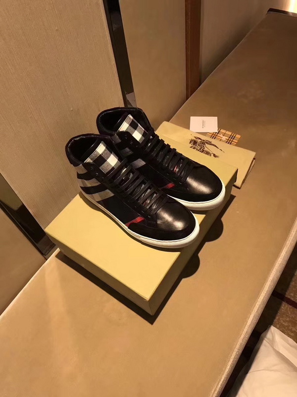 Burberry men shoes 1:1 quality-011