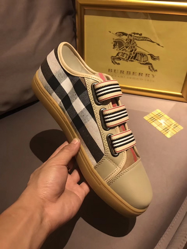 Burberry men shoes 1:1 quality-018