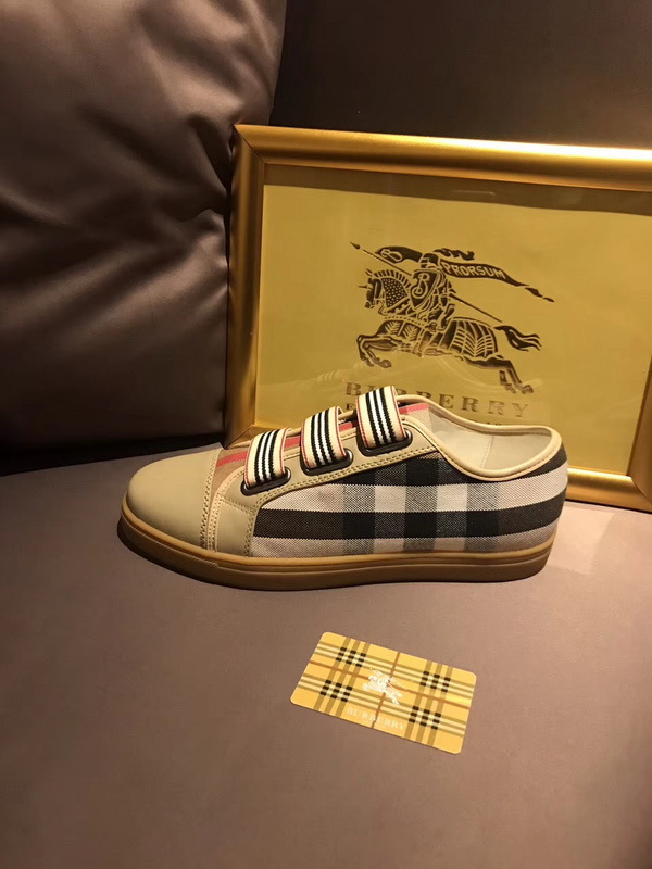 Burberry men shoes 1:1 quality-018