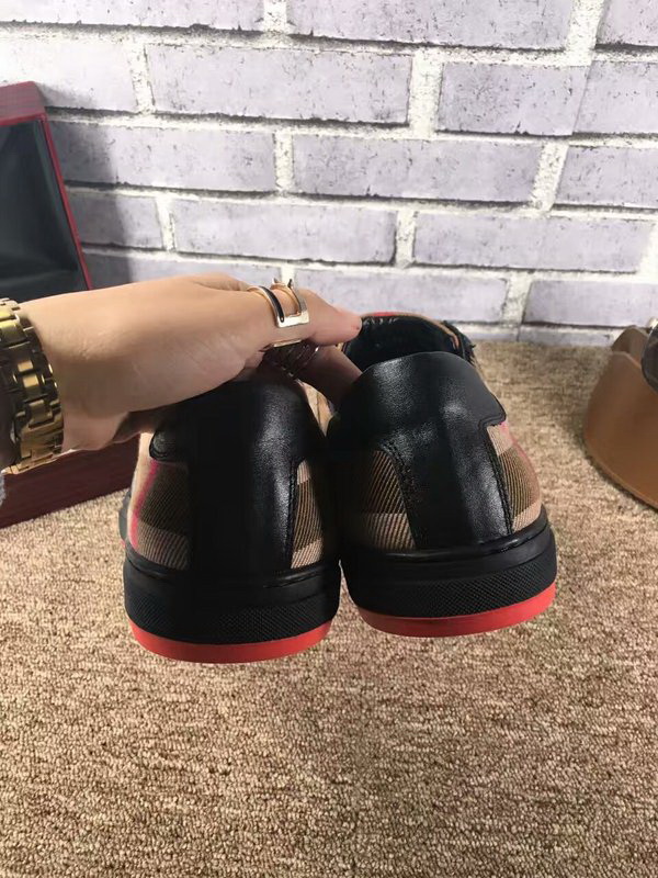 Burberry men shoes 1:1 quality-056