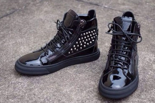 GIUSEPPE ZANOTTI STUDDED PATENT BLACK HIGH SNEAKERS FOR MEN ON SALE(with receipt)