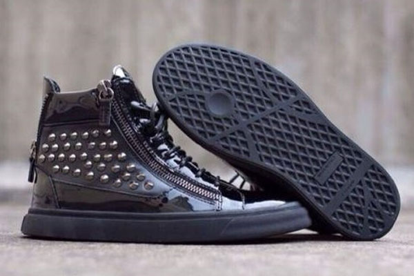 GIUSEPPE ZANOTTI STUDDED PATENT BLACK HIGH SNEAKERS FOR MEN ON SALE(with receipt)