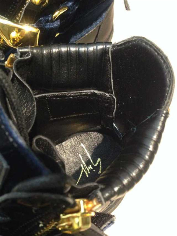 High End GIUSEPPE ZANOTTI Design pyramid studded navy blue high top sneakers(with receipt)