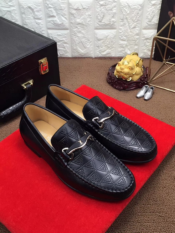 LV Men shoes 1:1 quality-1009