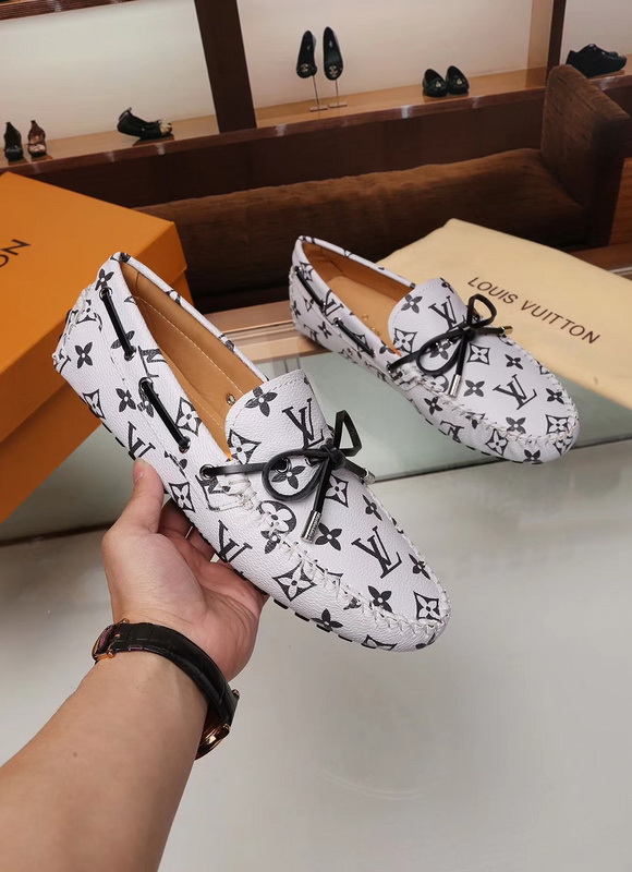 LV Men shoes 1:1 quality-1040