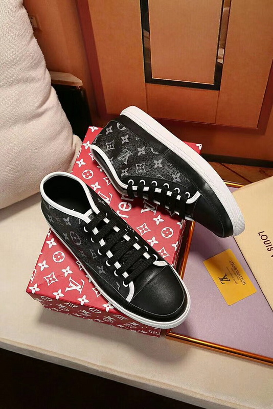 LV Men shoes 1:1 quality-1086