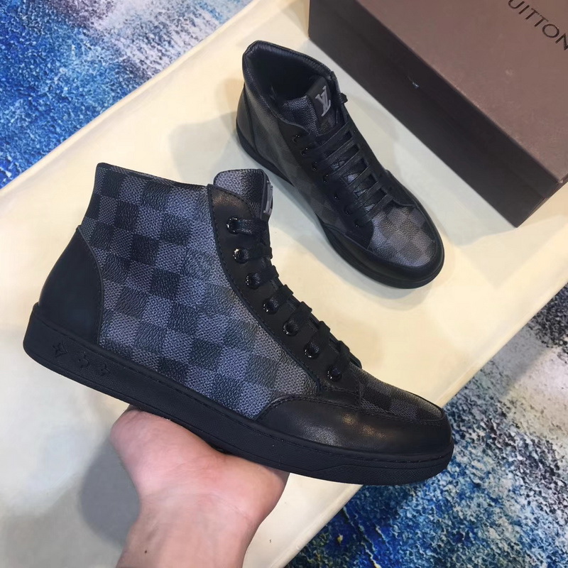 LV Men shoes 1:1 quality-1115