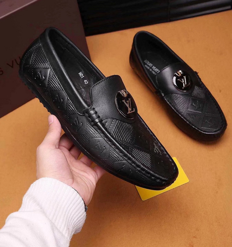 LV Men shoes 1:1 quality-1123