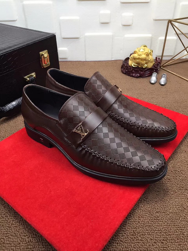 LV Men shoes 1:1 quality-1124