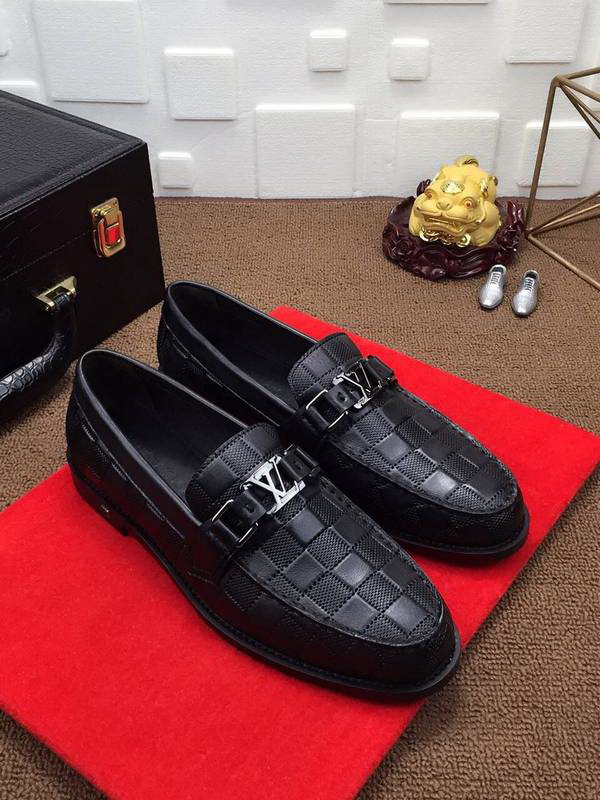 LV Men shoes 1:1 quality-1127