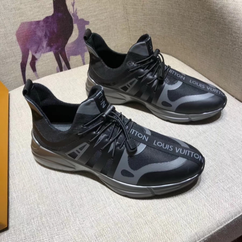 LV Men shoes 1:1 quality-1164