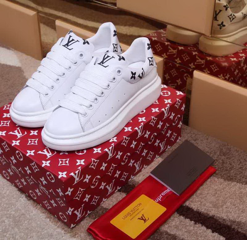 LV Men shoes 1:1 quality-1165