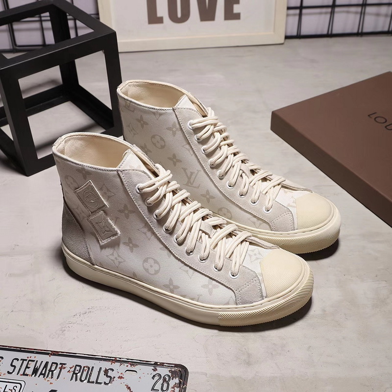 LV Men shoes 1:1 quality-1226