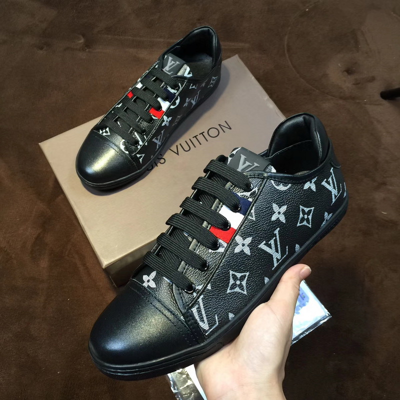 LV Men shoes 1:1 quality-1237