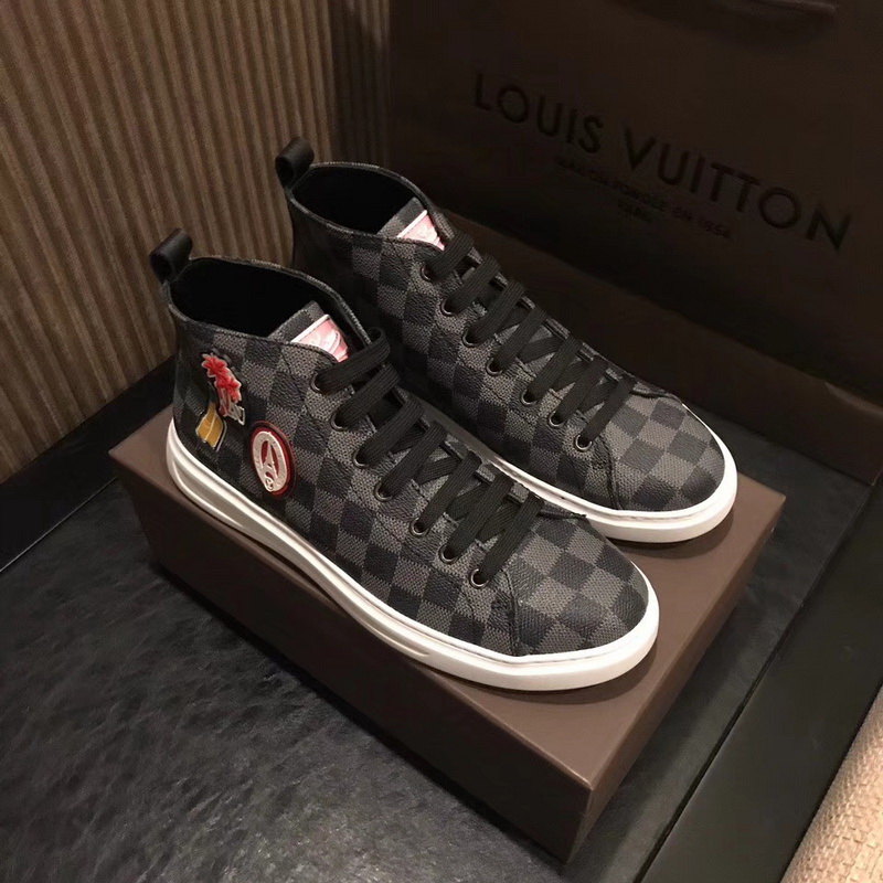 LV Men shoes 1:1 quality-1239