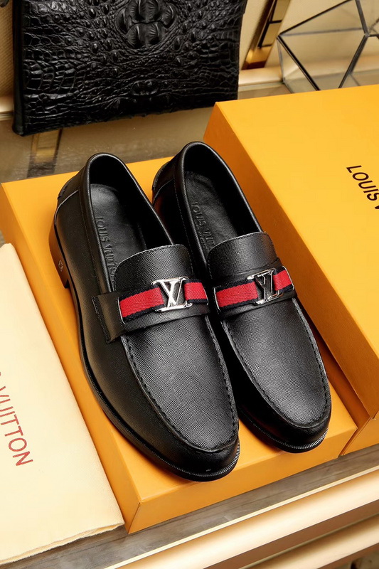 LV Men shoes 1:1 quality-1349