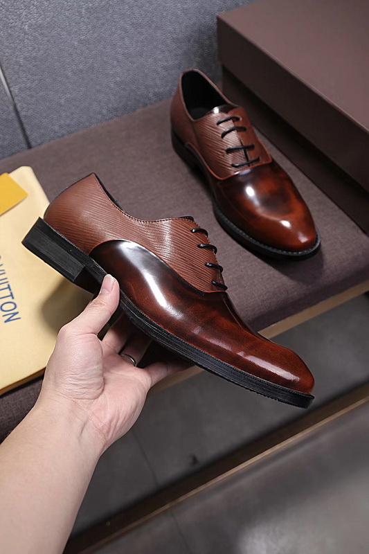 LV Men shoes 1:1 quality-1367