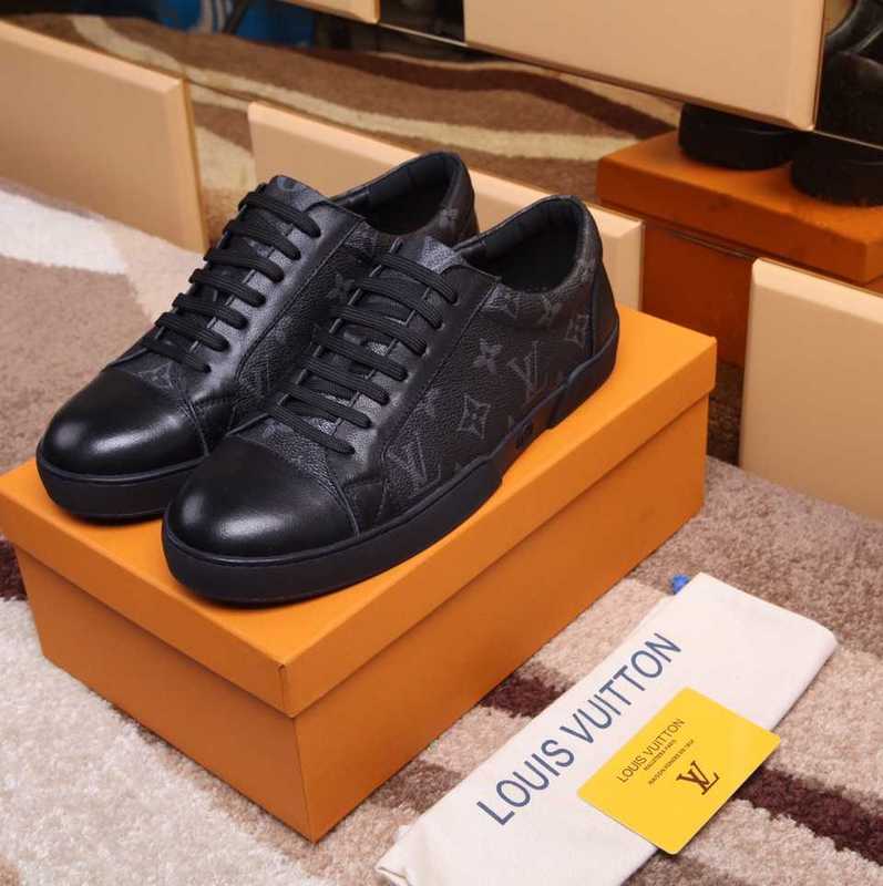 LV Men shoes 1:1 quality-1402