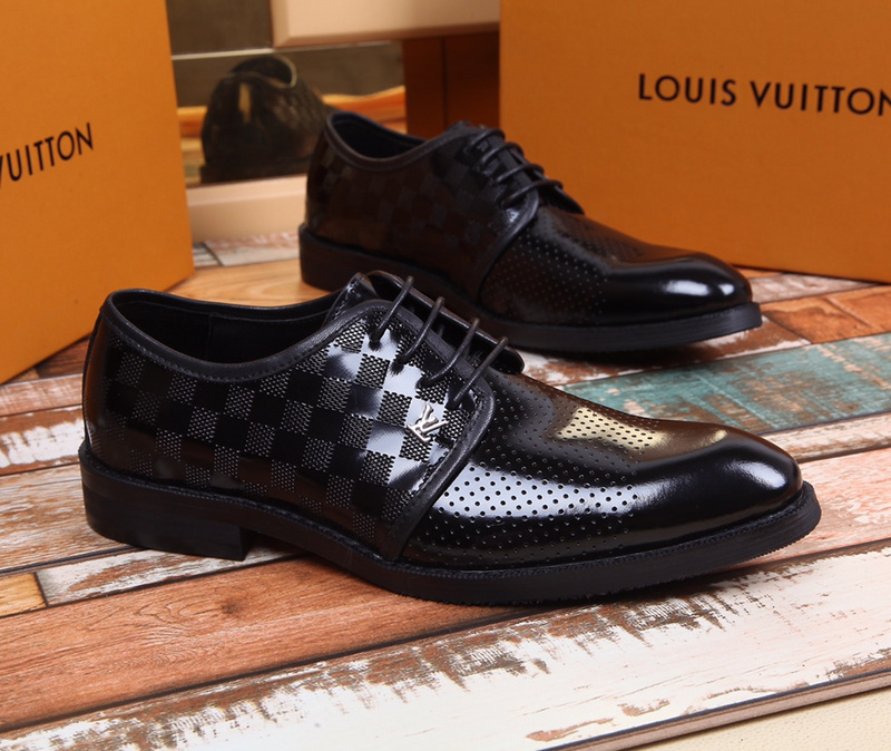 LV Men shoes 1:1 quality-1420